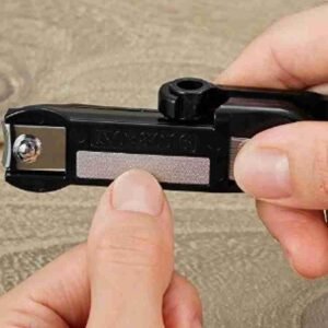 Magnifying Nail Cutter Nail Clipper with Built In Magnifying Glass for Precise Nail Trimming for Seniors and Personal Grooming - Image 3
